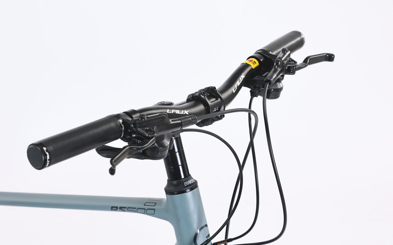 LAUX-TOURING-RS500-3.jpg